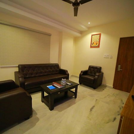 Dhruv Elite And Banquets Ξενοδοχείο Χιντεραμπάντ Εξωτερικό φωτογραφία